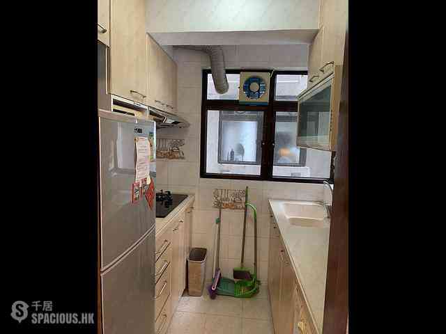 Yau Yat Chuen - Parc Oasis Block 26 10
