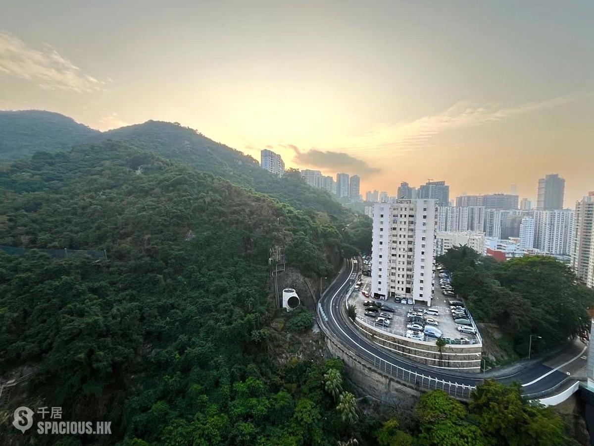 Quarry Bay - Novum East 01