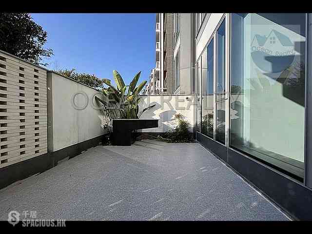 Clear Water Bay - Mount Pavilia 01