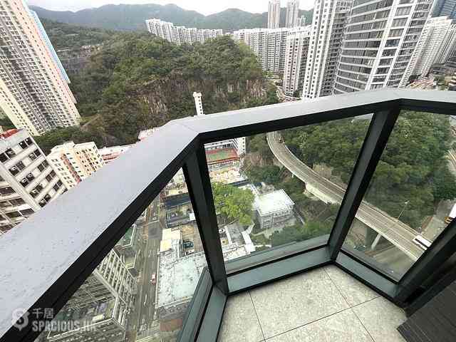 Quarry Bay - The Holborn Block B 01