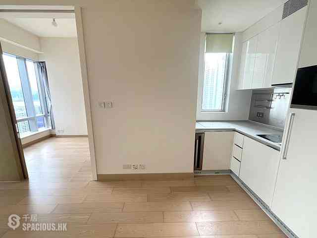 Sai Wan Ho - Island Residence 08