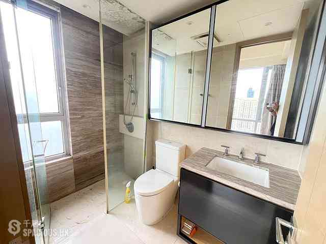 Sai Wan Ho - Island Residence 10