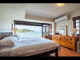 Clear Water Bay - Lung Ha Wan 02
