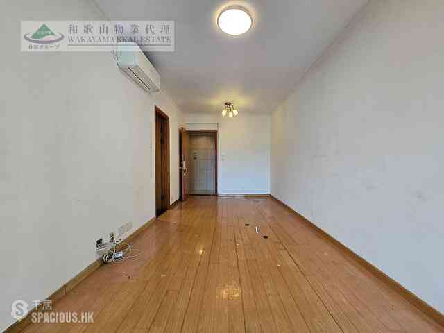 Siu Sai Wan - Island Resort 03