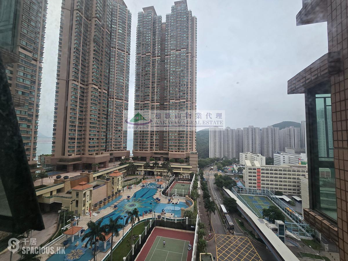 Siu Sai Wan - Island Resort 01