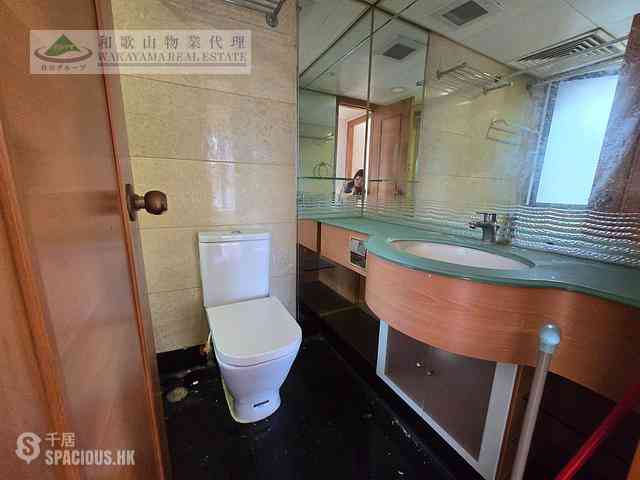 Siu Sai Wan - Island Resort 12