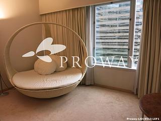 Wan Chai - Convention Plaza Apartments 08