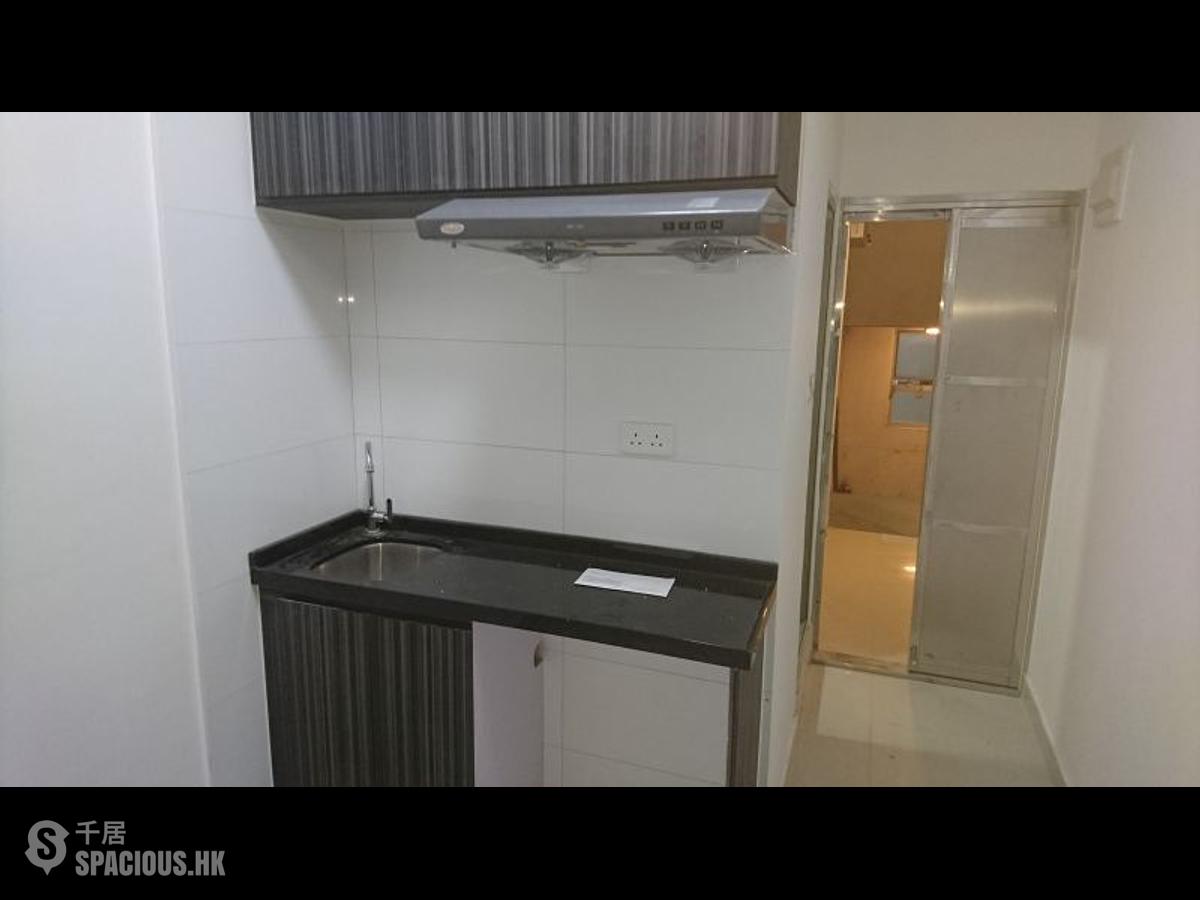 Sai Ying Pun - 291-293, Queen's Road West 01