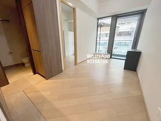 Shek Tong Tsui - Novum West 02