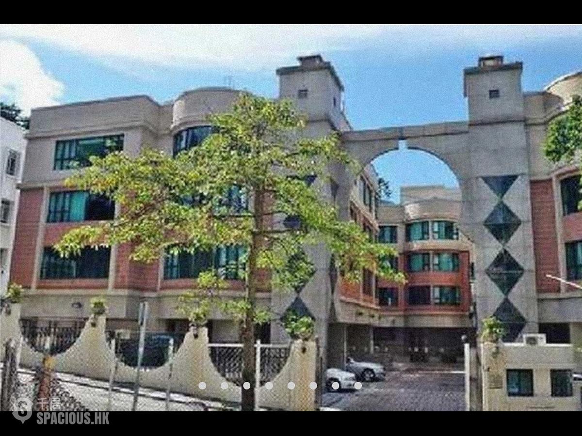 Pok Fu Lam - Regent Palisades Block 3 01