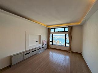 Mid Levels West - Scenic Heights 03
