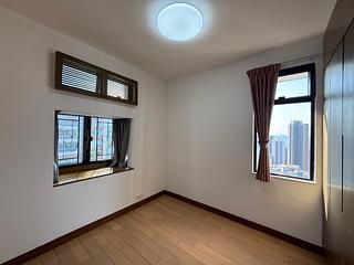 Mid Levels West - Scenic Heights 05