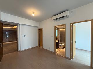 Wong Chuk Hang - The Southside Phase 2 La Marina 03