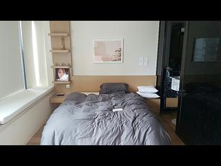 Mid Levels Central - Gramercy 02
