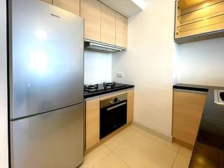 Causeway Bay - Hoi Deen Court 08