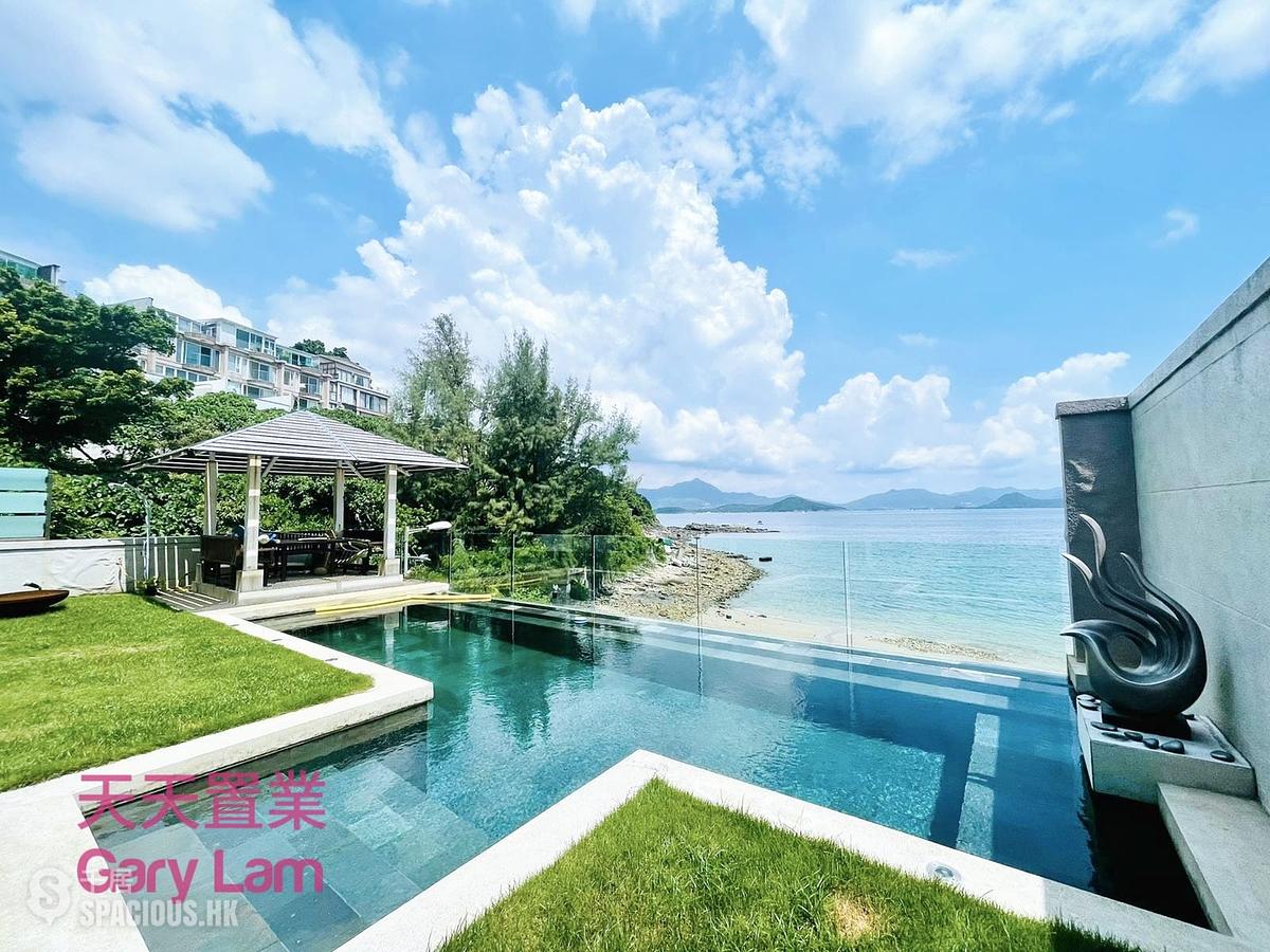 Clear Water Bay - Royal Castle 01