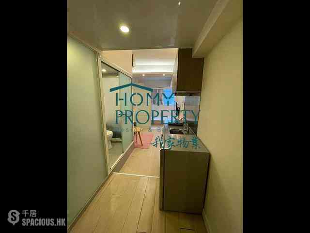 Poho - Hollywood Building 02