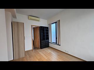 Wan Chai - The Gloucester 10