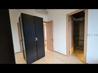 Wan Chai - The Gloucester 12