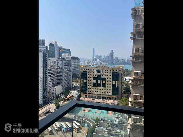 Tai Hang - The Warren 01