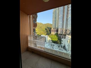 Tai Hang - Jardine Summit 04