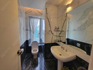 Mid Levels Central - Tregunter Tower 3 10