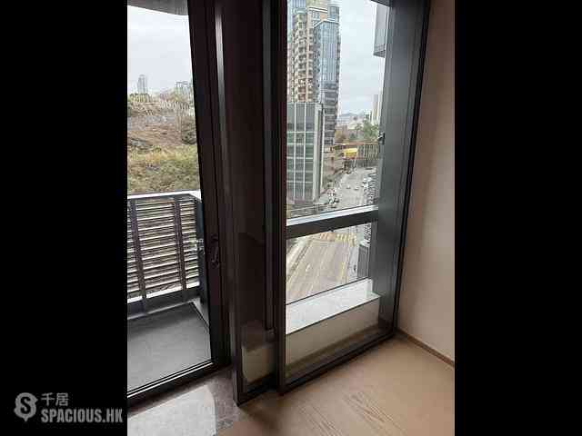 Ho Man Tin - In One Phase 1A In One Above Tower 2B 06