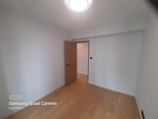 Mid Levels Central - Robinson Place Block 2 09
