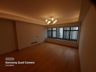 Mid Levels Central - Robinson Place Block 2 11