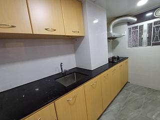 Causeway Bay - Bay View Mansion 07