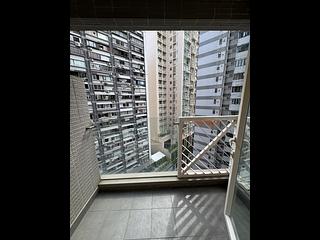 Mid Levels Central - The Icon 02