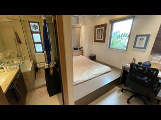 Sai Ying Pun - Golden Phoenix Court 12