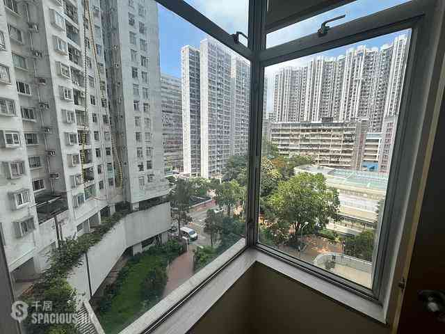 Quarry Bay - Parkvale Tower 4 Ling Pak Mansion 09