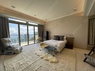 The Peak - 28, Barker Road 11