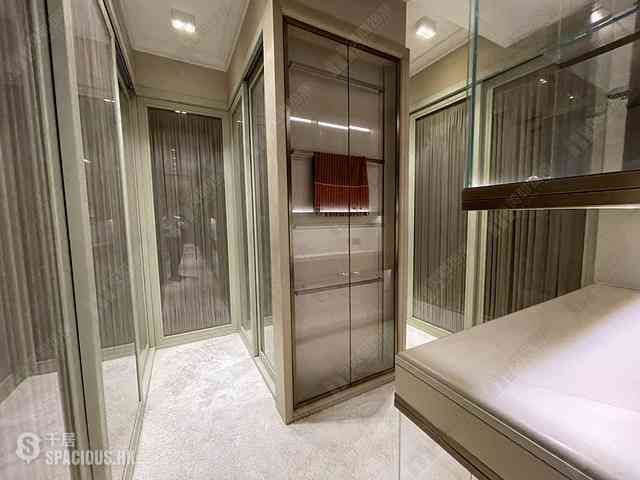 The Peak - 28, Barker Road 13