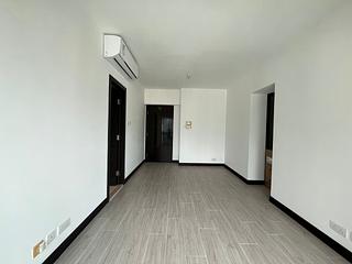 Sai Ying Pun - Centre Place 08