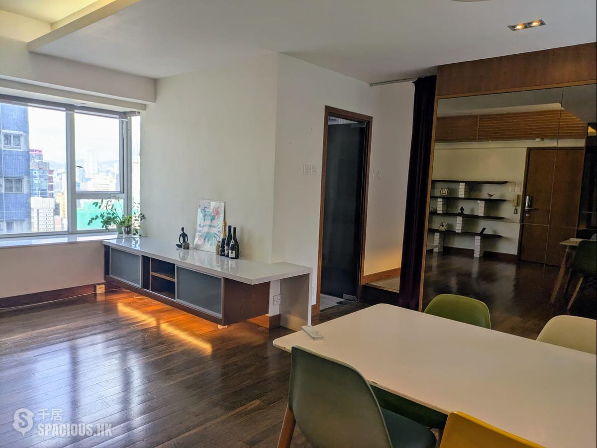 Mid Levels West - Bonham Court 01