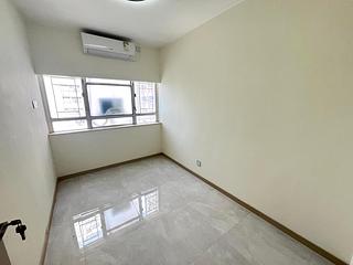 Quarry Bay - Westlands Gardens Block E 08