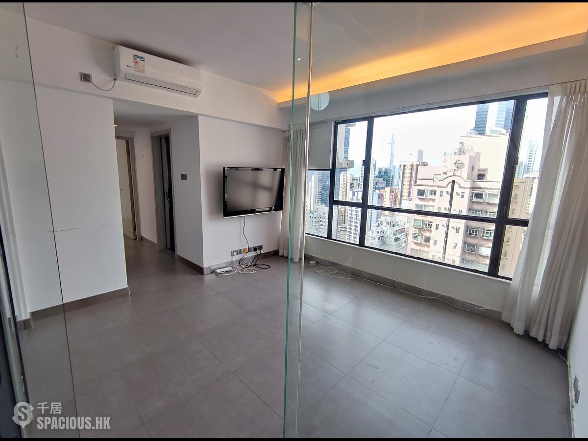 Central - 10, Gage Street 01