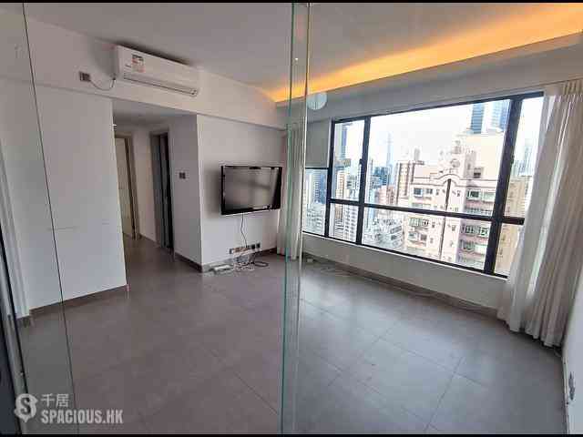 Central - 10, Gage Street 01