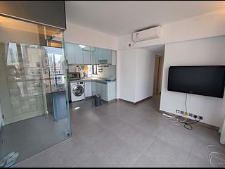 Central - 10, Gage Street 04