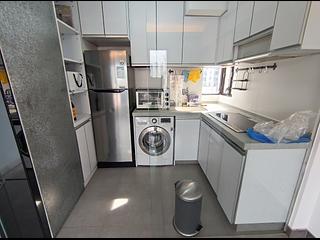 Central - 10, Gage Street 05