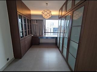 Central - 10, Gage Street 13