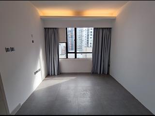 Central - 10, Gage Street 14