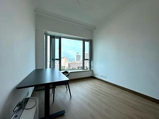 Mid Levels Central - Regence Royale Tower 1 07