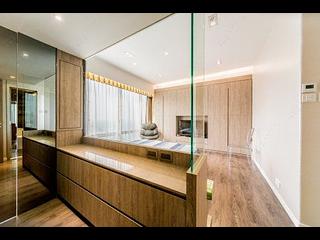 Wan Chai - Convention Plaza Apartments 13