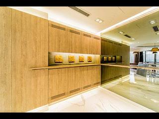 Wan Chai - Convention Plaza Apartments 14