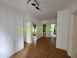 Mid Levels Central - Maxluck Court 03