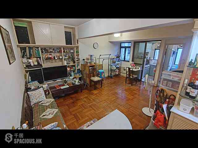Sheung Wan - Kiu Fat Building 01