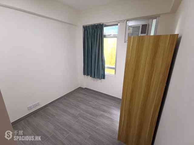 Causeway Bay - Lockhart House Block B 03